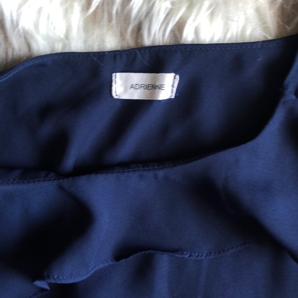 Blue sleevless chiffon blouse - Picture 3 of 3